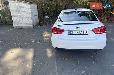 Седан Volkswagen Passat 2012 в Миколаєві