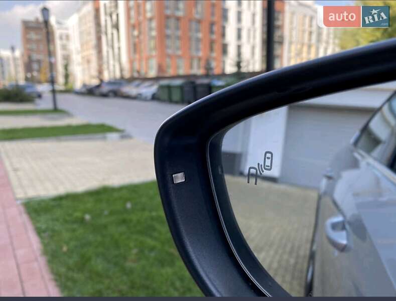 Седан Volkswagen Passat 2017 в Рахове