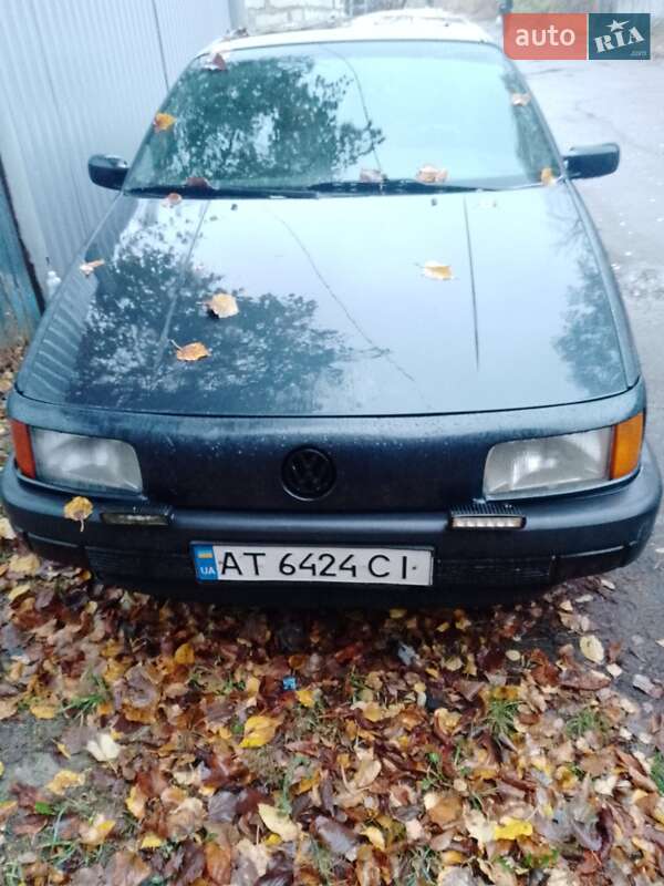 Седан Volkswagen Passat 1991 в Яремчі