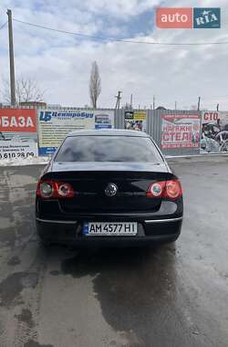 Седан Volkswagen Passat 2006 в Корсуне-Шевченковском