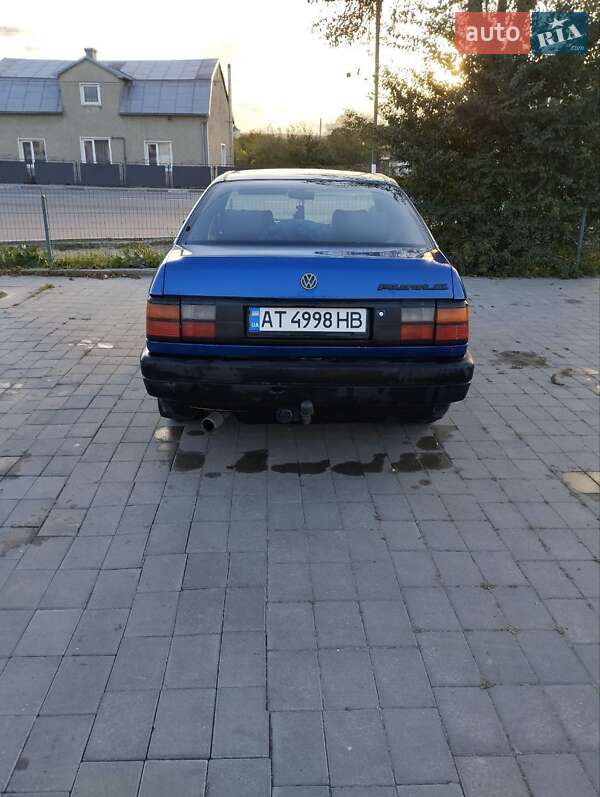 Седан Volkswagen Passat 1992 в Рогатині