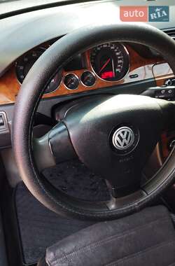 Седан Volkswagen Passat 2006 в 