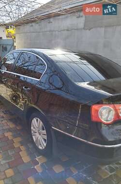 Седан Volkswagen Passat 2006 в 