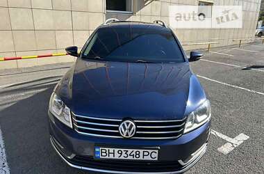 Универсал Volkswagen Passat 2011 в Николаеве