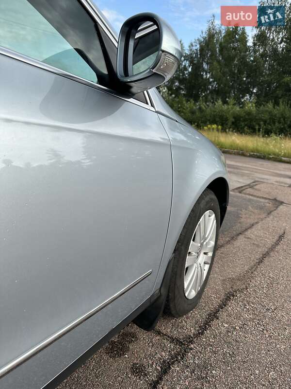 Седан Volkswagen Passat 2007 в Житомире
