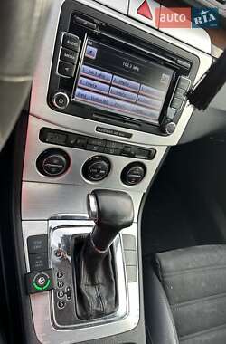 Седан Volkswagen Passat 2007 в Житомире
