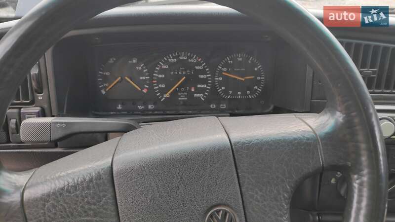 Седан Volkswagen Passat 1991 в Запоріжжі