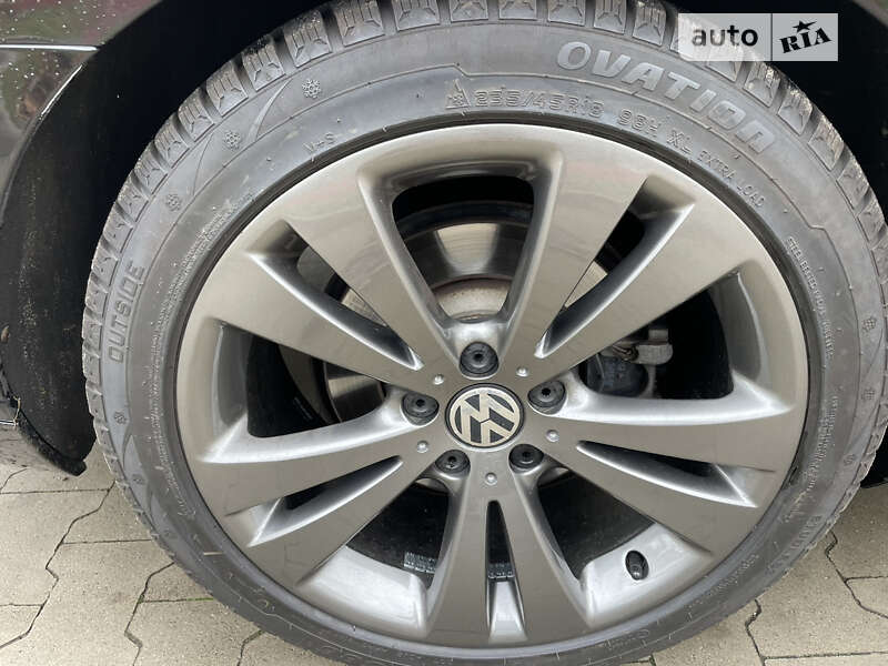 Универсал Volkswagen Passat 2016 в Киеве