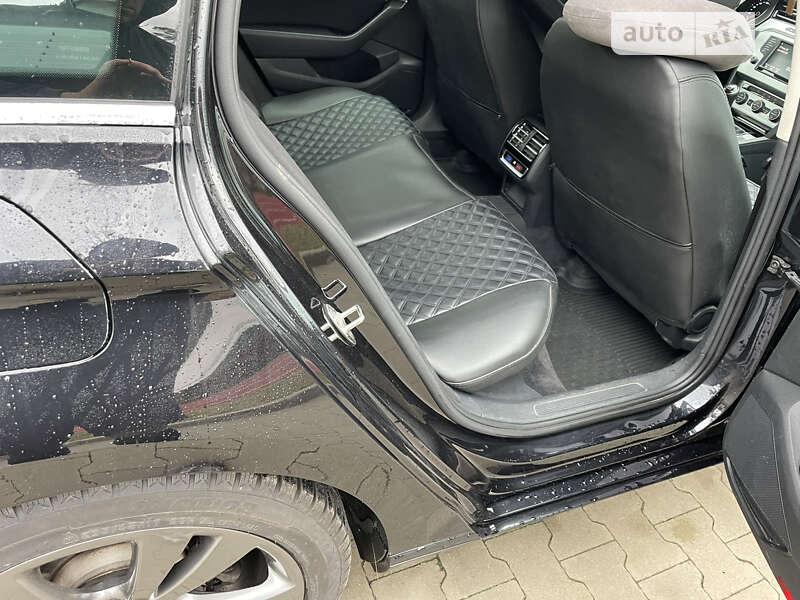 Универсал Volkswagen Passat 2016 в Киеве