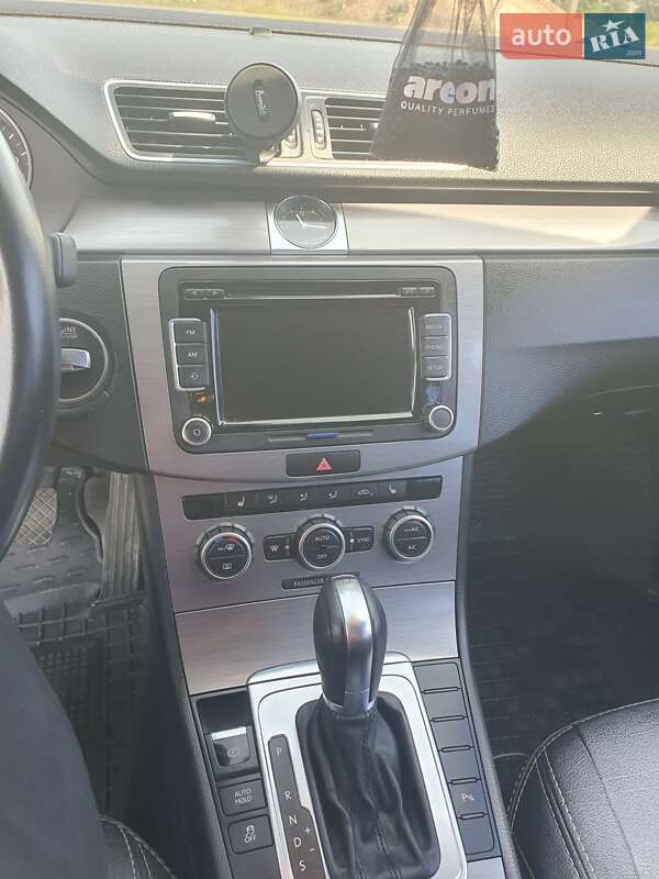 Седан Volkswagen Passat 2013 в Тальном