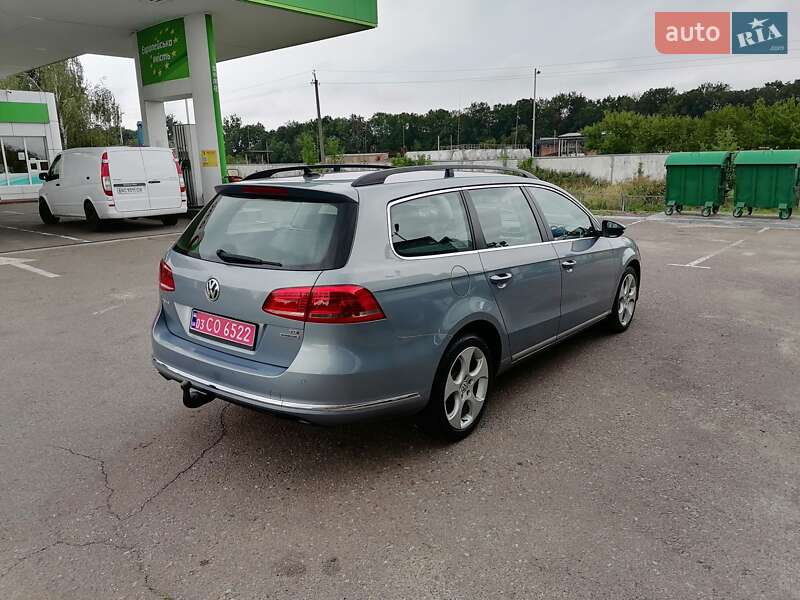 Універсал Volkswagen Passat 2011 в Києві