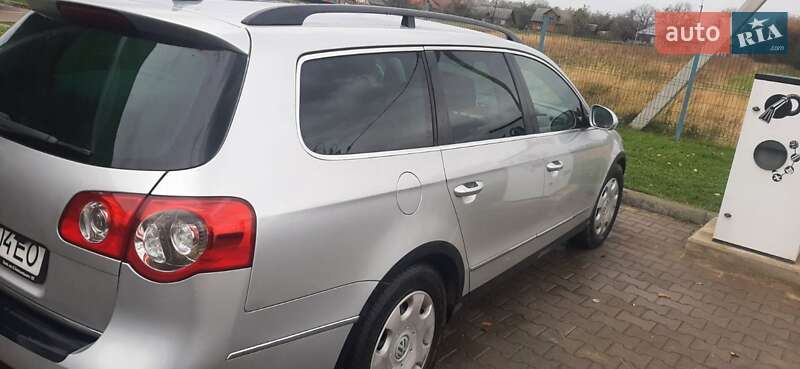 Універсал Volkswagen Passat 2007 в Чернівцях