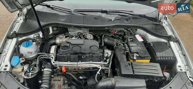 Універсал Volkswagen Passat 2007 в Чернівцях