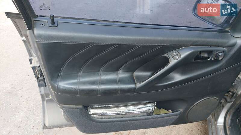 Седан Volkswagen Passat 1993 в Харькове фото 21 Седан Volkswagen Passat 1993 в Харькове