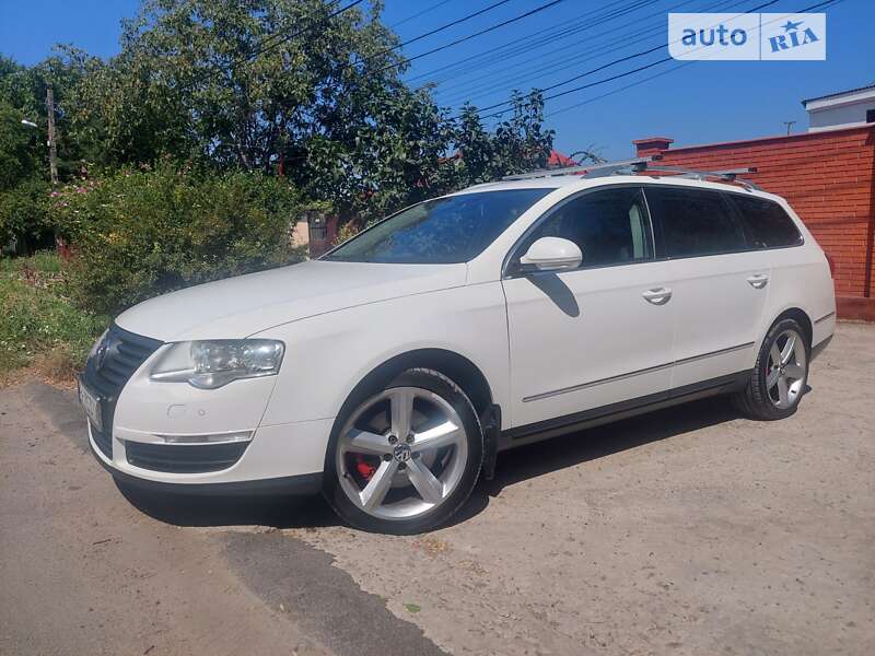Універсал Volkswagen Passat 2009 в Одесі