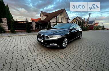 Седан Volkswagen Passat 2014 в Хмельницькому