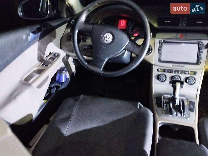 Седан Volkswagen Passat 2005 в Івано-Франківську