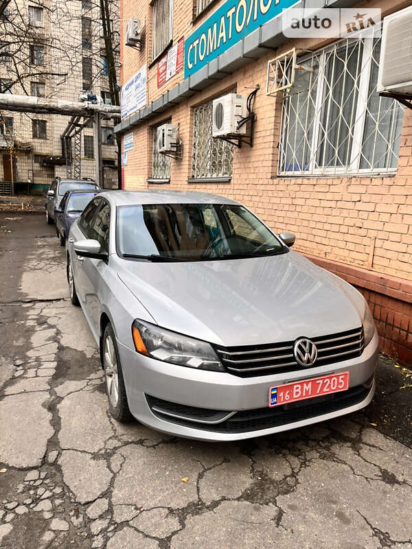 AUTO.RIA – Продажа Фольксваген Пассат B7 бу: купить Volkswagen Passat B7 в  Украине