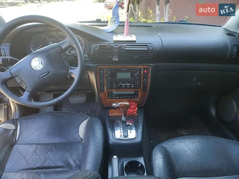 Volkswagen Passat 2003 VIN WVWTH63B04P040890 фото оголошення 8 з 51