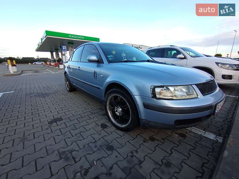 Седан Volkswagen Passat 1997 в Тернополе