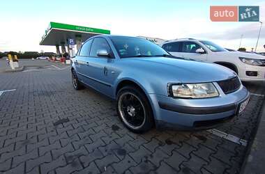 Седан Volkswagen Passat 1997 в Тернополе