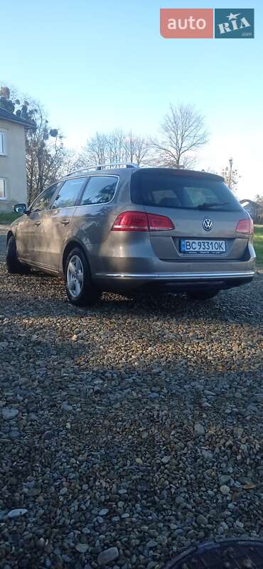 Універсал Volkswagen Passat 2011 в Стрию