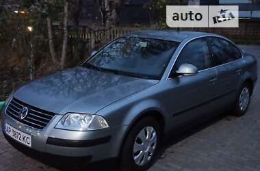 Седан Volkswagen Passat 2004 в Запорожье