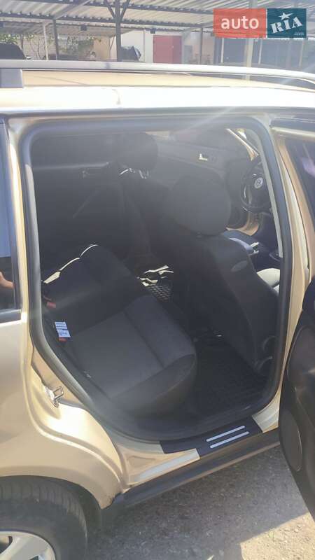 Універсал Volkswagen Passat 2003 в Краматорську