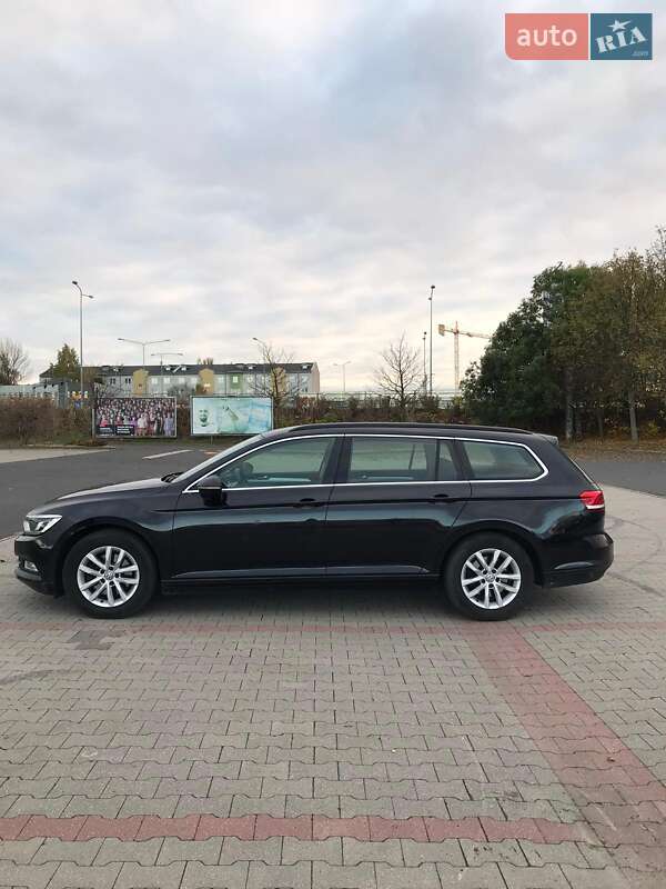 Универсал Volkswagen Passat 2015 в Львове