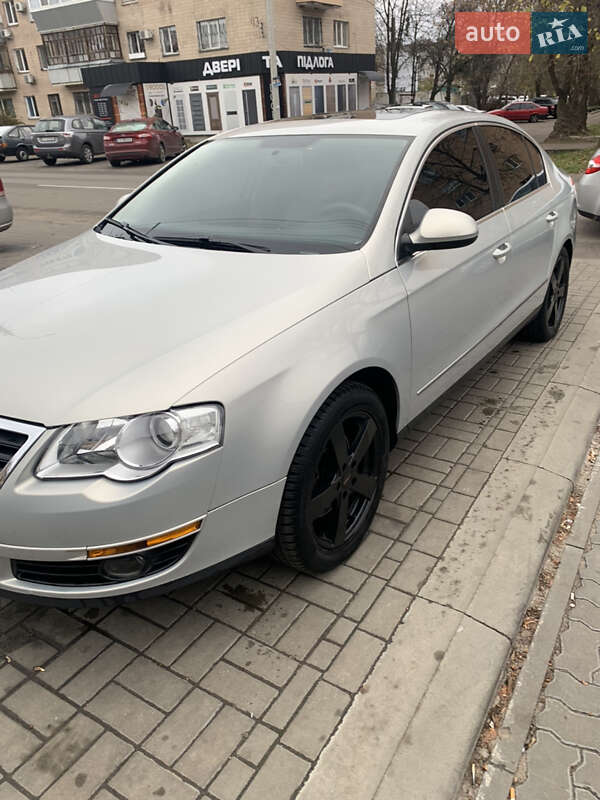 Седан Volkswagen Passat 2008 в Черкассах