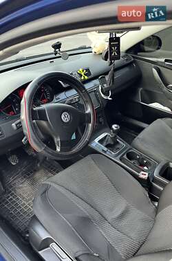 Универсал Volkswagen Passat 2005 в 