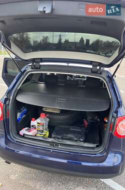 Универсал Volkswagen Passat 2005 в 