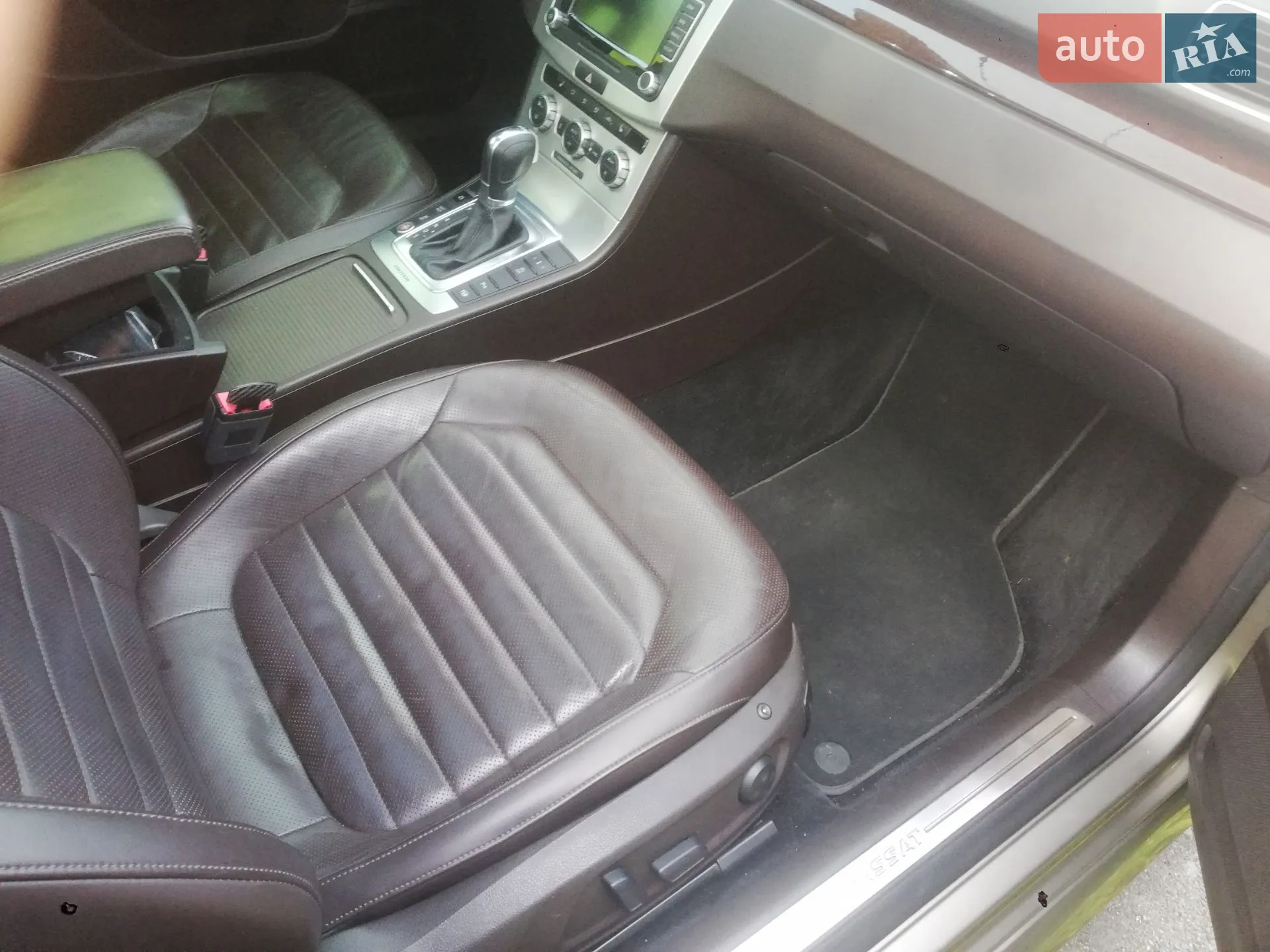 2011 Volkswagen Passat - мініатюра 30
