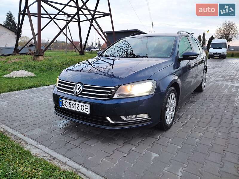 Volkswagen Passat 2011