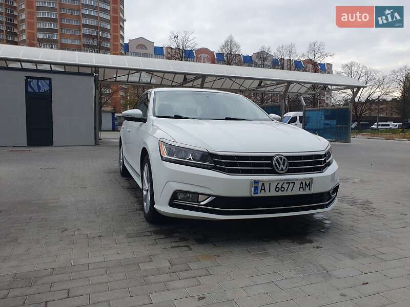Седан Volkswagen Passat 2018 в Макарове