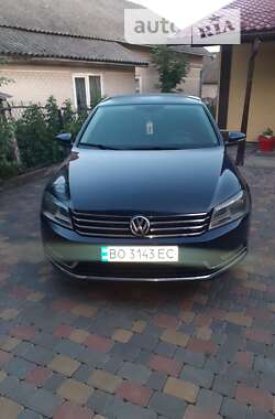 Седан Volkswagen Passat 2011 в Залещиках