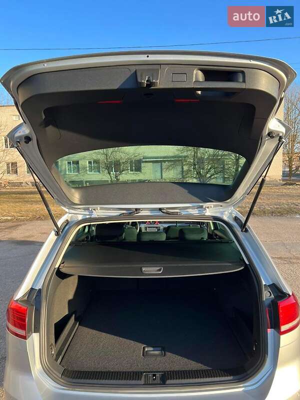 Универсал Volkswagen Passat 2015 в Полтаве