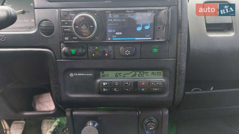 Седан Volkswagen Passat 1993 в Харькове фото 10 Седан Volkswagen Passat 1993 в Харькове