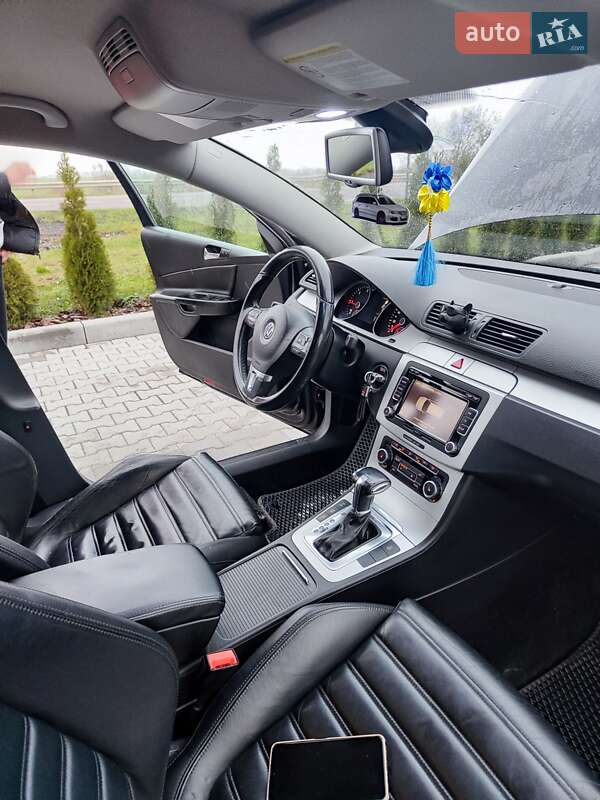 Универсал Volkswagen Passat 2009 в Львове