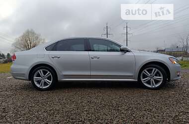 Седан Volkswagen Passat 2014 в Львове