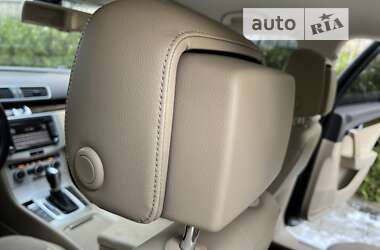 Седан Volkswagen Passat 2012 в 