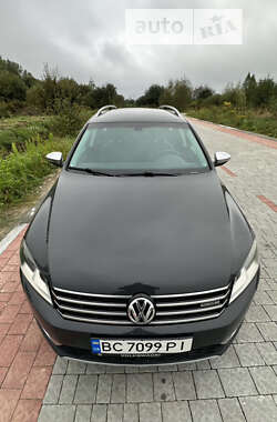 Универсал Volkswagen Passat 2012 в Львове