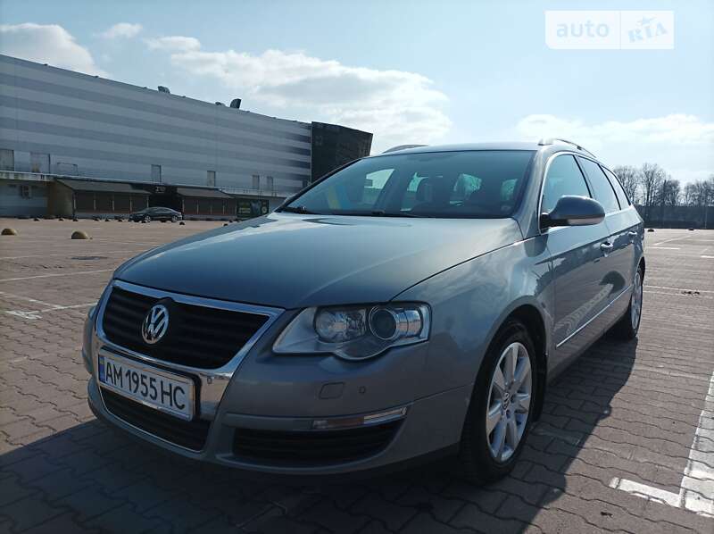 Универсал Volkswagen Passat 2010 в Житомире