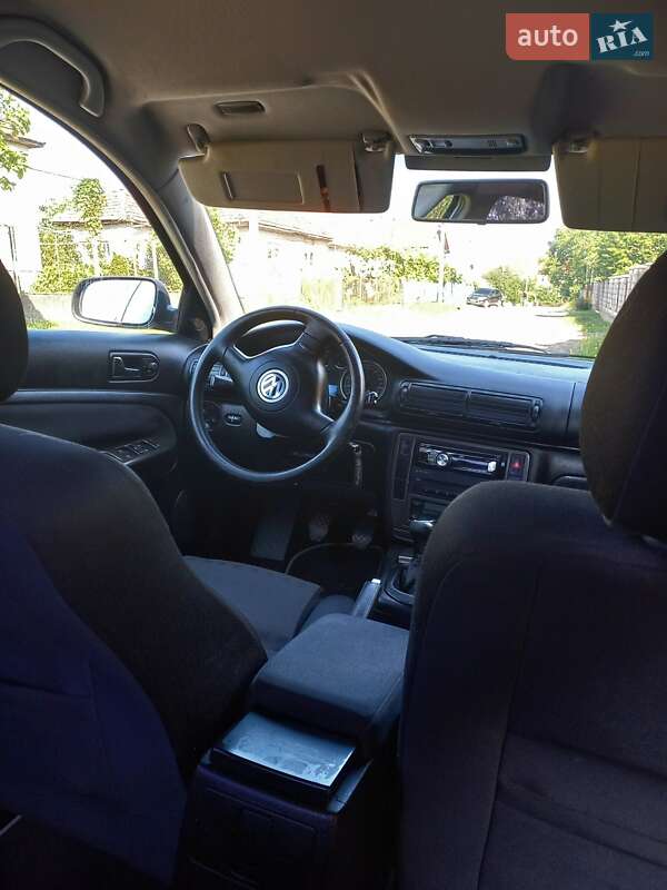 Седан Volkswagen Passat 2002 в Мукачево фото 5 Седан Volkswagen Passat 2002 в Мукачево