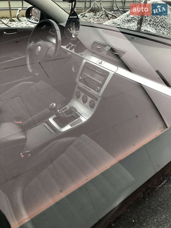 Универсал Volkswagen Passat 2008 в Мукачево