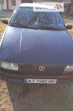 Седан Volkswagen Passat 1993 в Коломиї