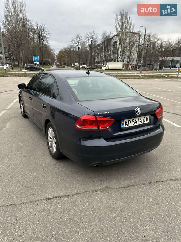 Седан Volkswagen Passat 2012 в Запорожье