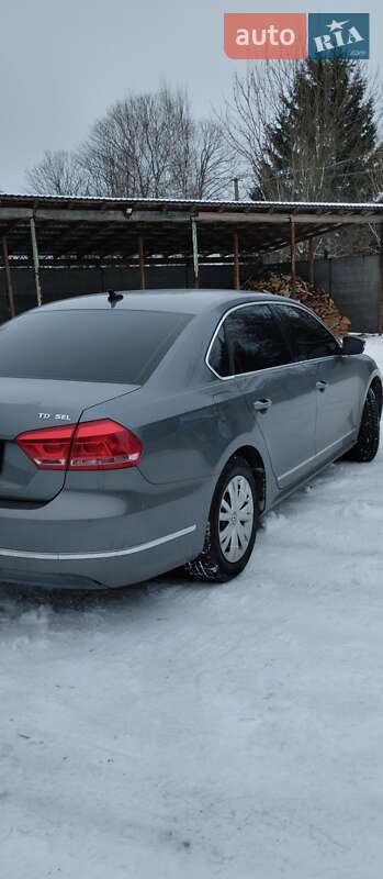 Седан Volkswagen Passat 2013 в Баранівці