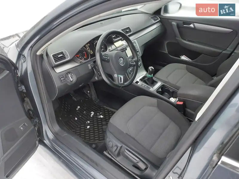 Volkswagen Passat 2012 VIN WVWZZZ3CZDE006204 фото оголошення 4 з 48