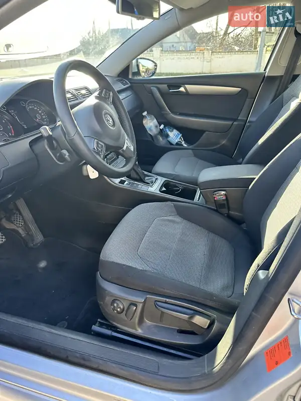 Volkswagen Passat 2011 VIN WVWZZZ3CZBP307164 фото оголошення 8 з 50